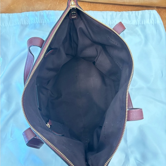 Coach Burgundy Tote Bag - Picture 3 of 4